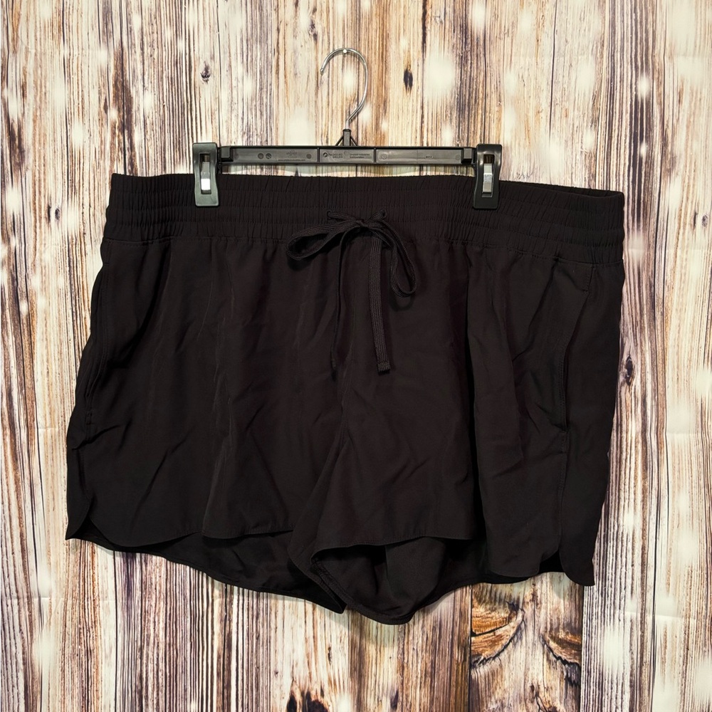 Old Navy Black Athletic Shorts